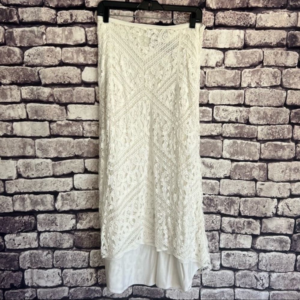 INC White High Low Skirt Size 4